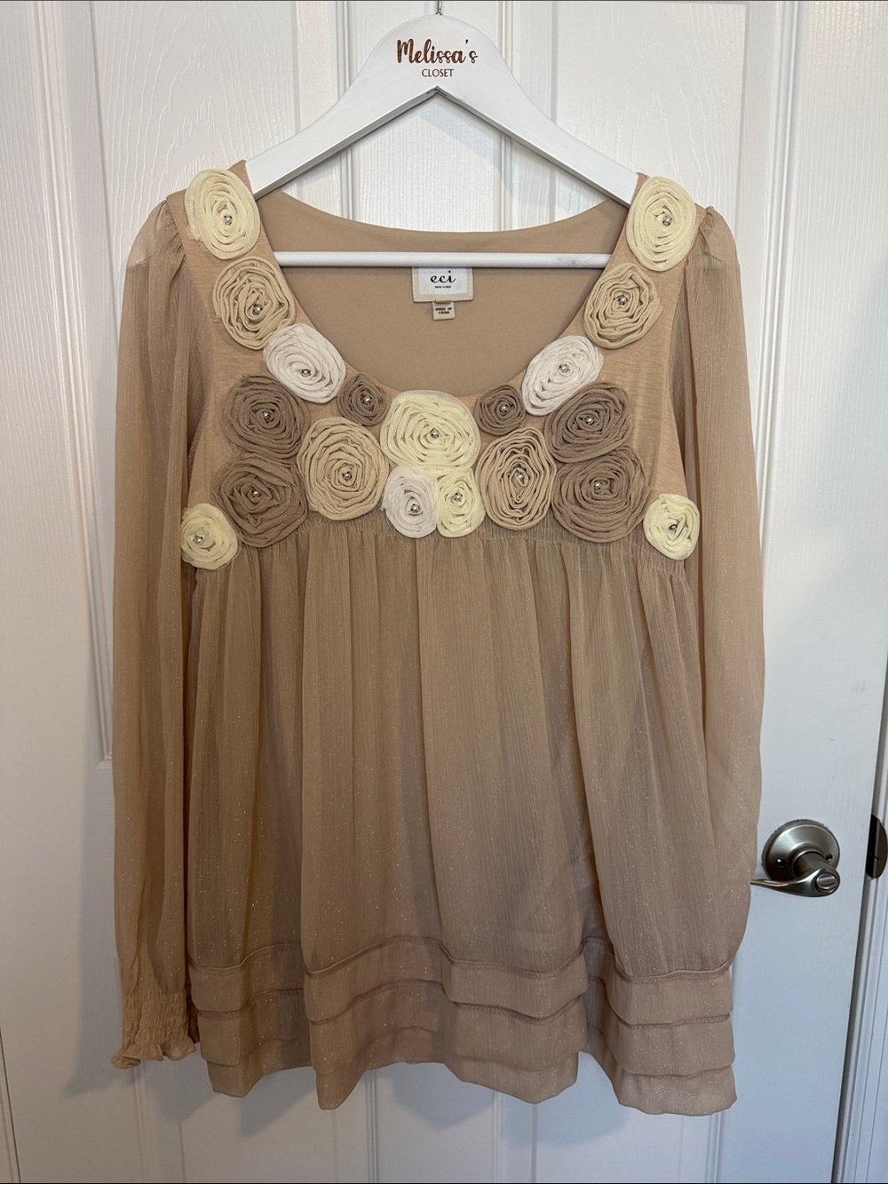 ECI New York Beige 3D Floral Rosette Babydoll Blouse Vintage Y2K boho size M